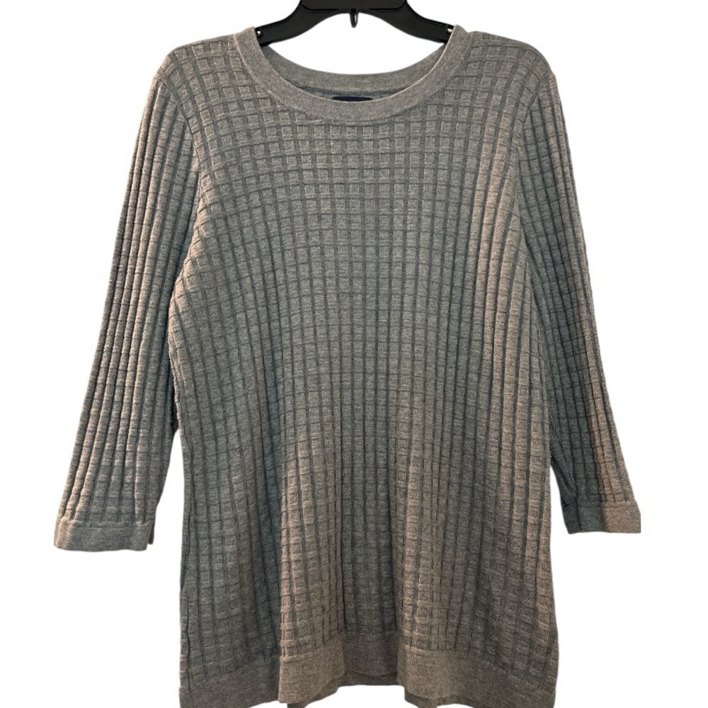 LANDS END waffle knit sweater, size Large, gray, 3/4 sleeves. Normcore